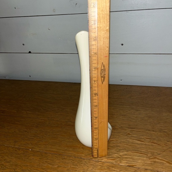 Vintage Ceramic Vase - Floral Motif - Picture 9 of 10